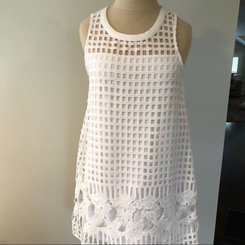 White Zara dress (Size Small)